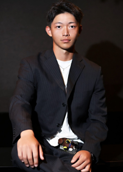 光