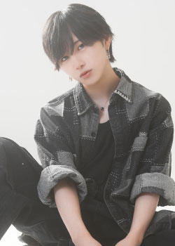 芙月 珀
