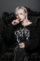 夜桜瑠奈