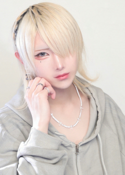 ゾロア
