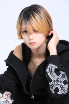 DJ