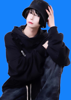 黒崎なぎさ