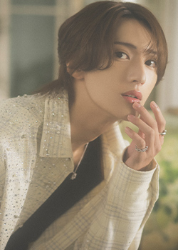 美波駿佑