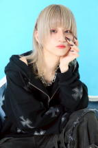 愛乃なぎ