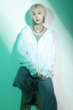 一 潤