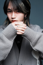 玲於