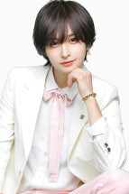 成瀬 翔