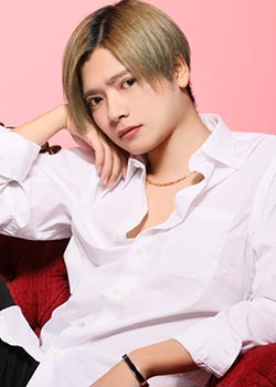 桜 夏輝