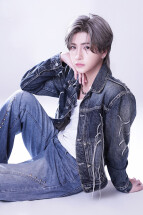 藤堂 葵