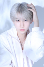 煇