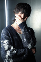 遥