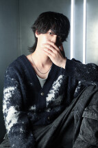 遥