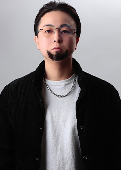赤鬼 白