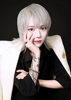 天月美愛