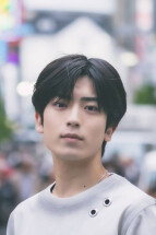 新田剣人