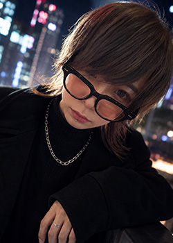 山田 恋