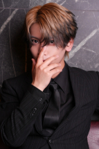 YOSHIKI