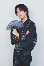 尊