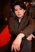 金酒女 龍羽