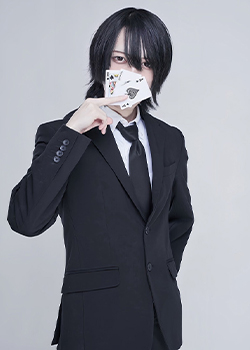 黒咲まや