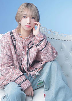 来栖ひな