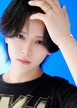 小鳥遊ハヤト