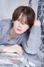 遥