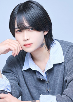 美波誓翔