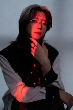 弥栄冬真