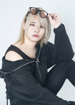 藤堂 響