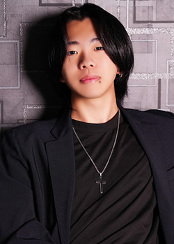 黒塚翔也