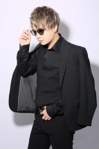 TAKERU