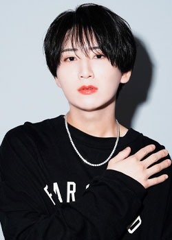 亮介