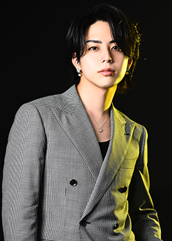 LEO HOSHINO