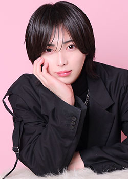 黒咲咲人