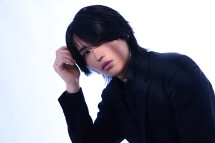 真樹京介